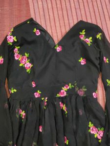 Active Feel Free Life Woman&#39;s Black Dress