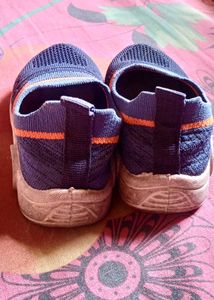 Slip Resistant/Flexible shoes with EVA Soles