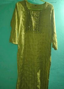 Green Embroidered Kurta
