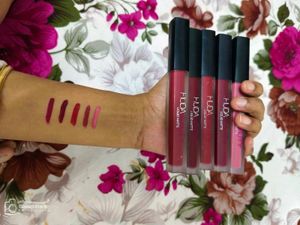 Huda Beauty Matte Lipsticks With Free Lipgloss