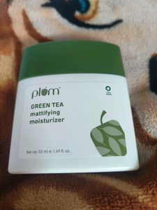 Plum Green Tea Mattifying Moisturiser
