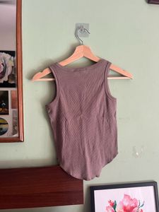 FITTED TANK TOP