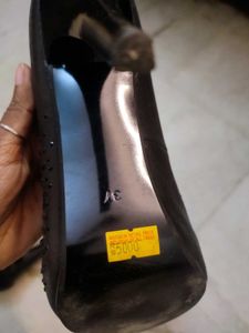 vintage rose embroidered emerald Goth pencil heel