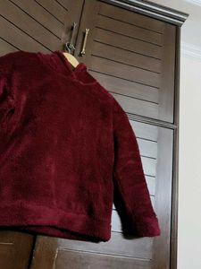 Insense Women Maroon Hood Fur Sweatshirt