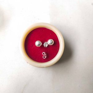 925 Pure Silver 7mm Big Size Ball Earings 1 Pair.
