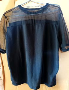 Black Graphic t-shirt /top