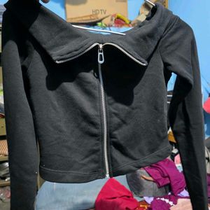 Zudio Black Crop Top