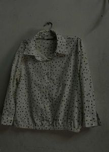 White 3/4th Sleeves Doted Shirt