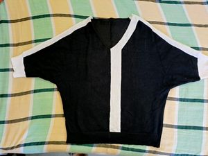 Black Light-weight Wool Top