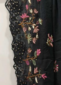 😍trending black Pakistani style dress