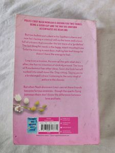 THINGS WE HIDE FROM THE LIGHT By Lucy Score