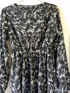 Chic Printed Wrap Dress