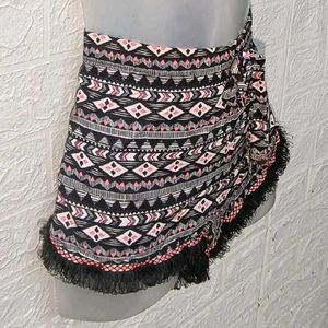 Printed Shorts Size 28