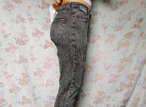 Stretchable jeans