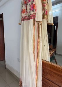 Floral Embroidered Kurta Set