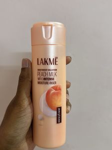 Lakme Peach Milk Moisturizer