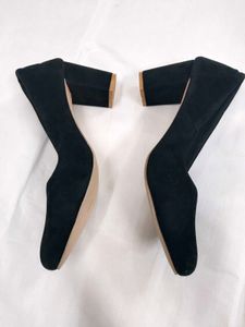 Elegant Black Block Heel Pumps (CO)