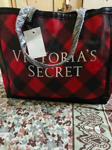 Victoria&#39;s Secret Red &amp; Black Plaid Tote Bag