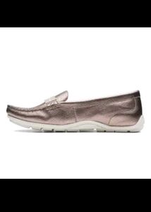 Dameo Vine Gold Metallic Loafers