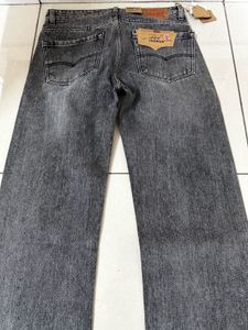 Available in 28,32 waist