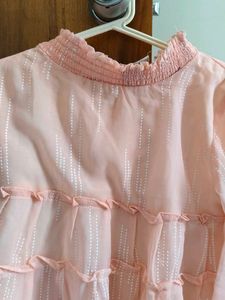 Pretty Peach Top