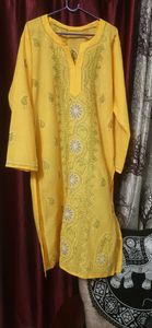 chikankari cotton kurti
