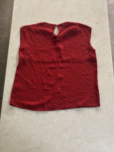 Red Sleeveless Top