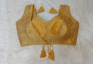 Golden Embroidery Sleeveless blouse