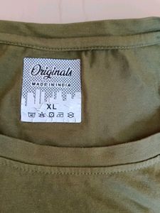 T Shirt Olive  Green 💚