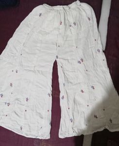 Beautiful White Garara