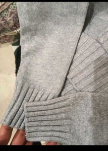 Cropped Cable Knit Sweater