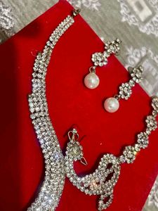 Zircon Stone Necklace