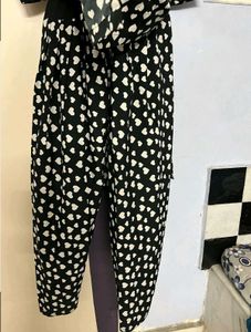 Stylish Black &amp; White Kurta Set