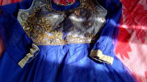 beautifull long net gown with perfect for party we