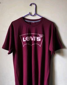 Levis Tshirt