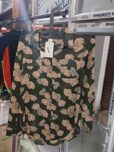 Green Tropical Leaf Print Shirt