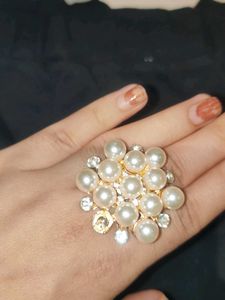 Pearl & Crystal Ring