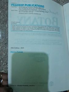 Pradeep&#39;s Botany B.sc 1st Year Volume 1 (Diversity Of Microbes And Cryptogams