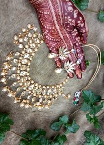 Kundan Necklace Set with Earrings