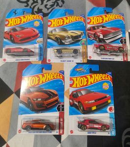 Hot Wheels Ferrari Set Of 5