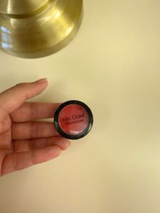 Miss Claire Red Eyeshadow