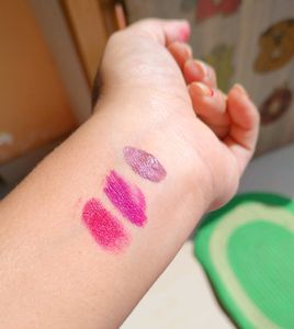 Lakme//Colorbar - (1) 23M Sweet Heart Matte Touch Colorbar (2) MP18 Plum Pick 9to5 Primer Plus Matte Lakme Lipsticks