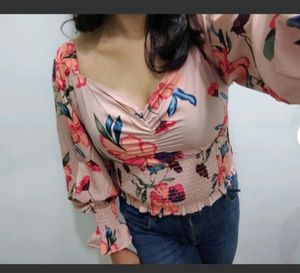 Fancy Designer Women Tops &amp; TunicsName: Fancy Designer Women Tops &amp; TunicsFabric: CottonSleeve Length: Long SleevesPattern: PrintedMultipack:Country of Origin: India