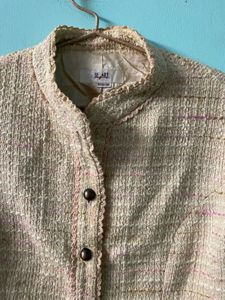 Elegant Tweed Button-Down Jacket