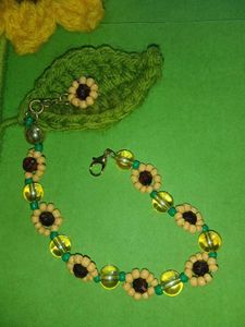 Sunflower Design Beaded Bracelet #Pinterest