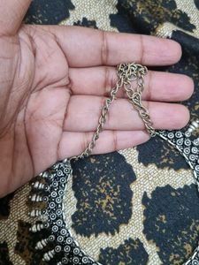 Silver Tone Necklace