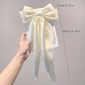 Cream Bow Hair Clip