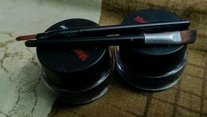 Long - Ware Gel EyeLiner