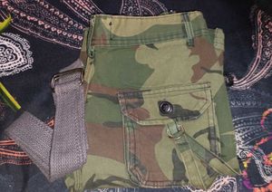 Men Cargos
