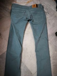 Men&#39;s Jeans